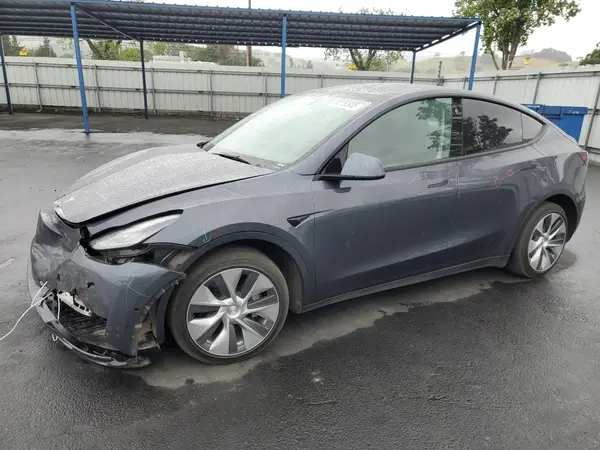 5YJYGDEE2MF093668 2021 TESLA MODEL Y - Image 1