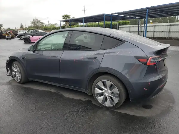 5YJYGDEE2MF093668 2021 TESLA MODEL Y - Image 2