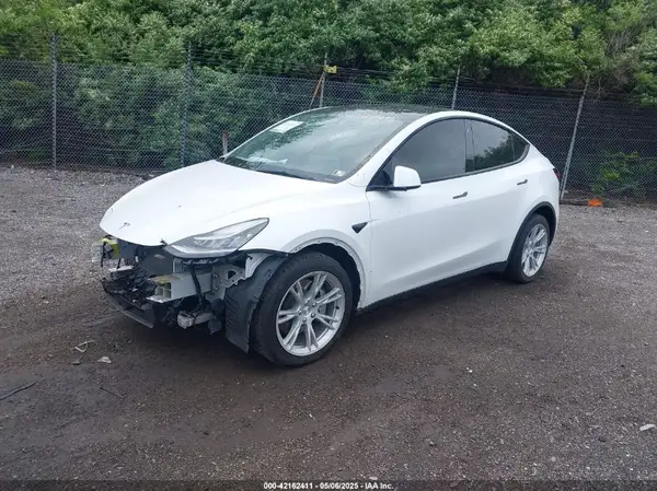 5YJYGDEE2MF098692 2021 TESLA MODEL Y - Image 2