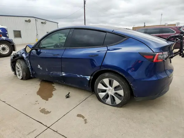 5YJYGDEE2MF099227 2021 TESLA MODEL Y - Image 2