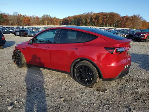 5YJYGDEE2MF111974 2021 TESLA MODEL Y - Image 2