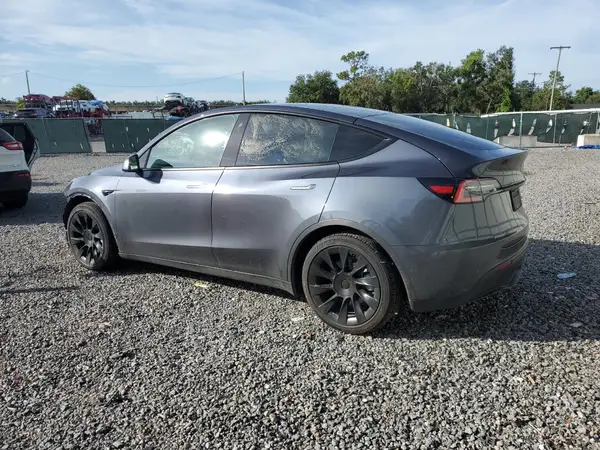 5YJYGDEE2MF115619 2021 TESLA MODEL Y - Image 2