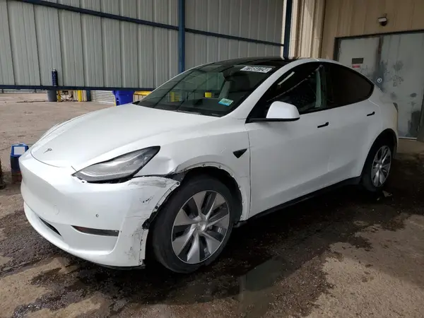 5YJYGDEE2MF117144 2021 TESLA MODEL Y - Image 1