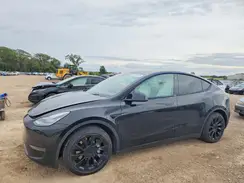 5YJYGDEE2MF124093 2021 TESLA MODEL Y