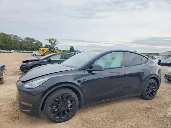 5YJYGDEE2MF124093 2021 TESLA MODEL Y - Image 1