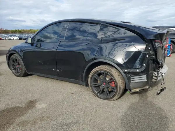 5YJYGDEE2MF141766 2021 TESLA MODEL Y - Image 2