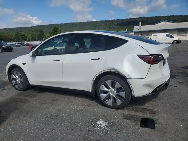 5YJYGDEE2MF142609 2021 TESLA MODEL Y - Image 2
