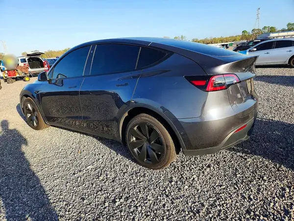 5YJYGDEE2MF145753 2021 TESLA MODEL Y - Image 2