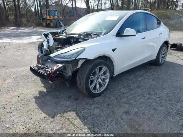 5YJYGDEE2MF149639 2021 TESLA MODEL Y - Image 2