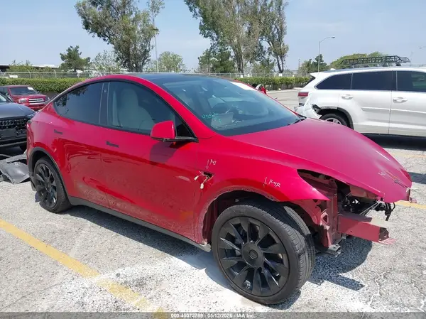 5YJYGDEE2MF151875 2021 TESLA MODEL Y - Image 1