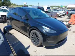 5YJYGDEE2MF154145 2021 TESLA MODEL Y