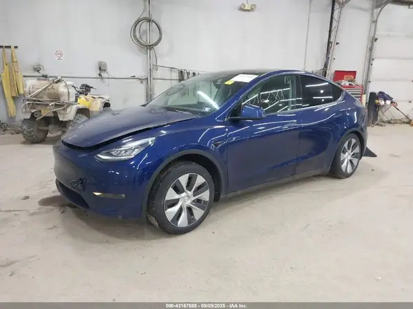 5YJYGDEE2MF159264 2021 TESLA MODEL Y - Image 2