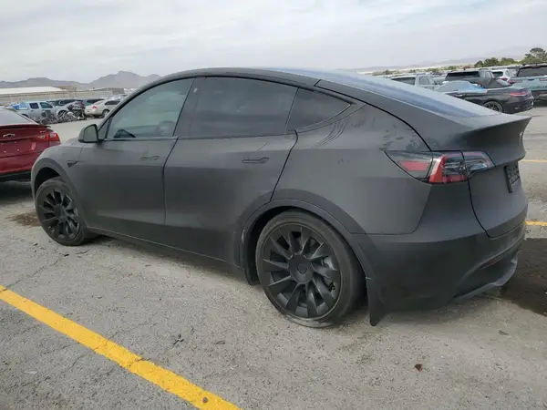 5YJYGDEE2MF161239 2021 TESLA MODEL Y - Image 2