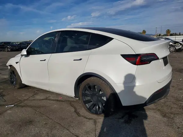 5YJYGDEE2MF161922 2021 TESLA MODEL Y - Image 2