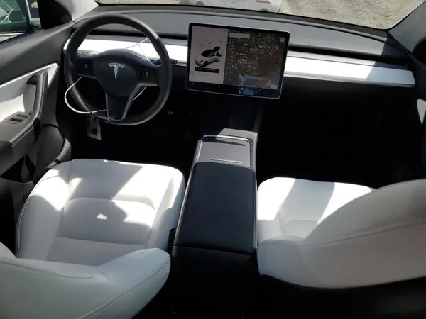 5YJYGDEE2MF173021 2021 TESLA MODEL Y - Image 8