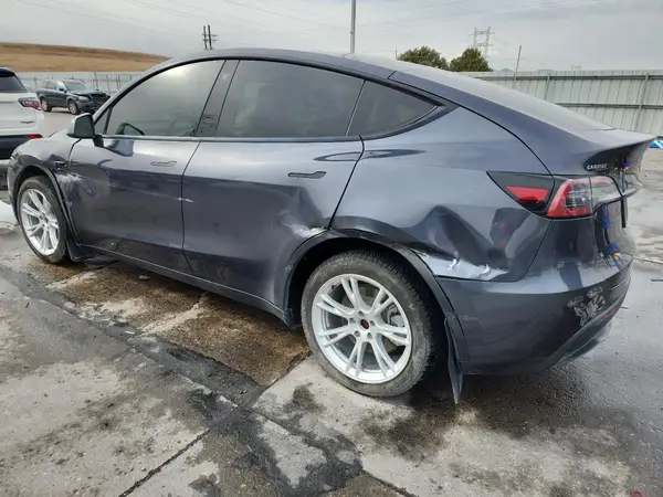5YJYGDEE2MF177246 2021 TESLA MODEL Y - Image 2