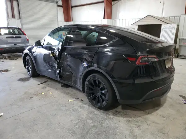 5YJYGDEE2MF179966 2021 TESLA MODEL Y - Image 2