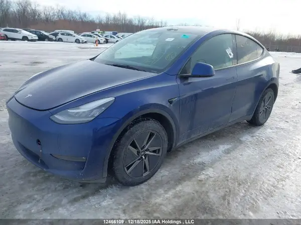 5YJYGDEE2MF184391 2021 TESLA MODEL Y - Image 2