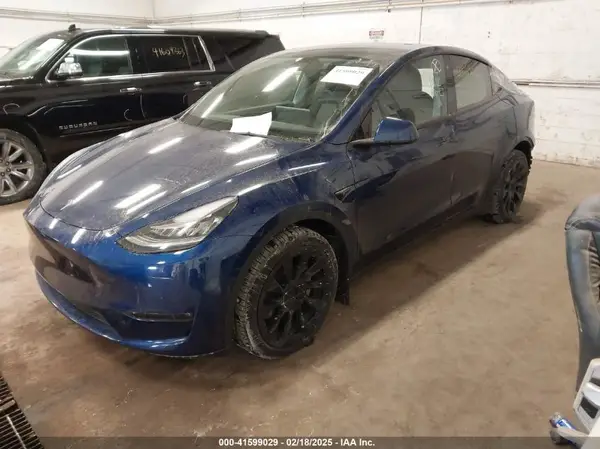 5YJYGDEE2MF185945 2021 TESLA MODEL Y - Image 2
