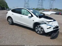 5YJYGDEE2MF191938 2021 TESLA MODEL Y