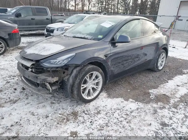 5YJYGDEE2MF196122 2021 TESLA MODEL Y - Image 2
