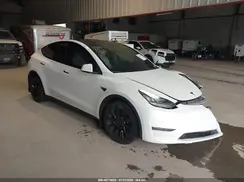 5YJYGDEE2MF201321 2021 TESLA MODEL Y