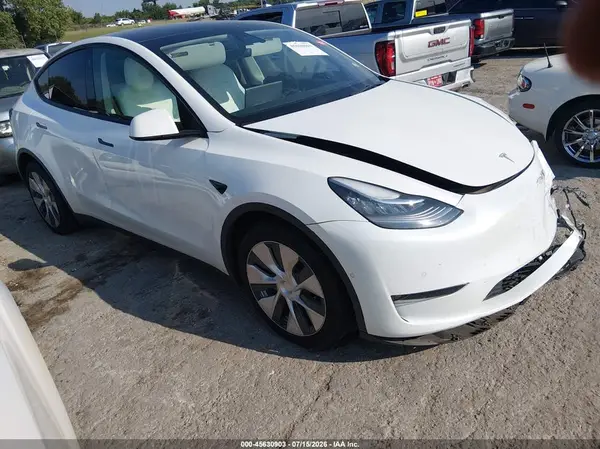 5YJYGDEE2MF202582 2021 TESLA MODEL Y - Image 1
