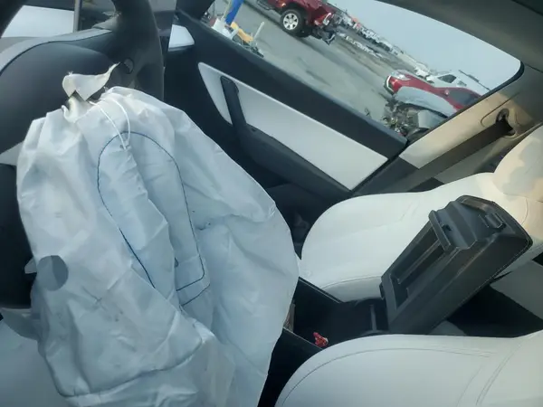 5YJYGDEE2MF202839 2021 TESLA MODEL Y - Image 8
