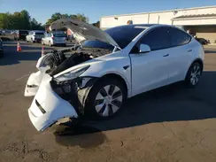 5YJYGDEE2MF211136 2021 TESLA MODEL Y