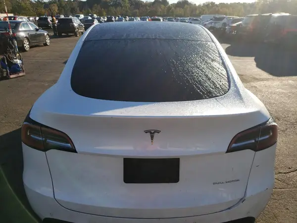 5YJYGDEE2MF211136 2021 TESLA MODEL Y - Image 8