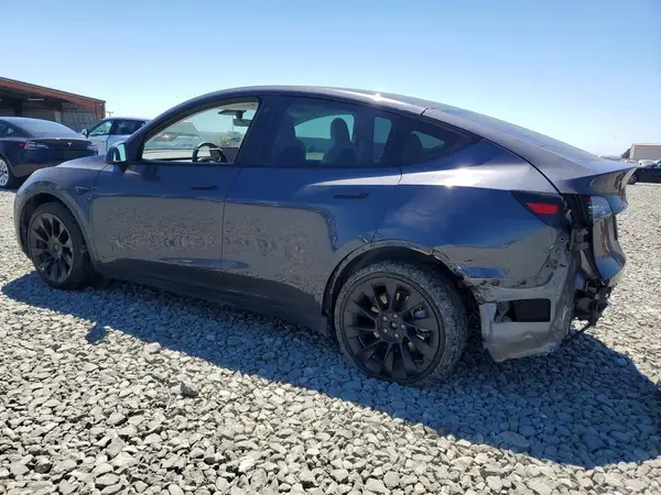 5YJYGDEE2MF213243 2021 TESLA MODEL Y - Image 2