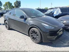 5YJYGDEE2MF216935 2021 TESLA MODEL Y