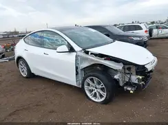 5YJYGDEE2MF218121 2021 TESLA MODEL Y