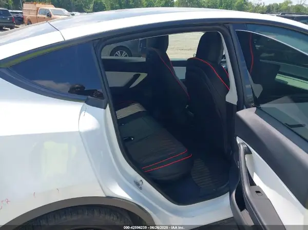 5YJYGDEE2MF227112 2021 TESLA MODEL Y - Image 8