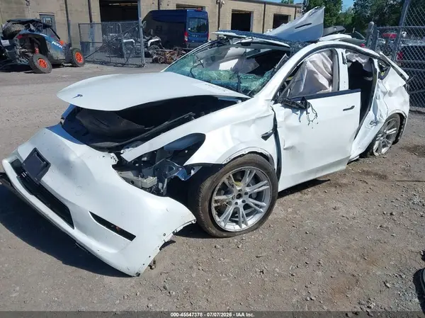 5YJYGDEE2MF231273 2021 TESLA MODEL Y - Image 2