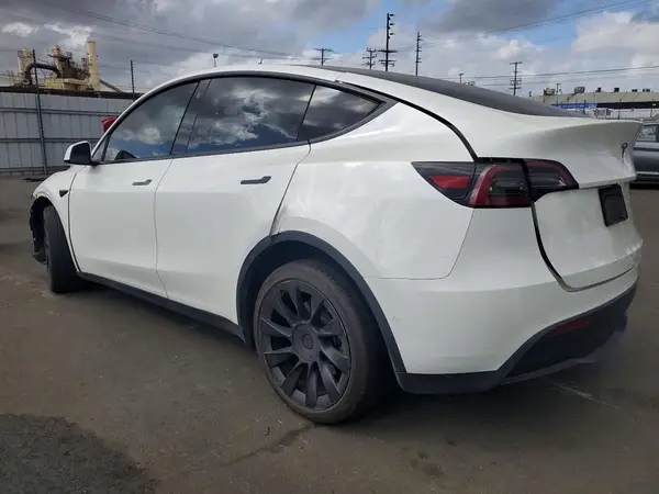 5YJYGDEE2MF231368 2021 TESLA MODEL Y - Image 2