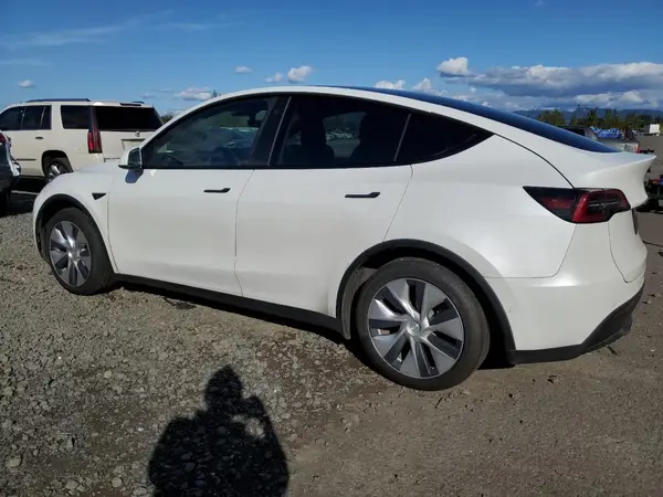 5YJYGDEE2MF242094 2021 TESLA MODEL Y - Image 2