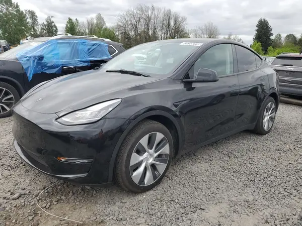 5YJYGDEE2MF243763 2021 TESLA MODEL Y - Image 1
