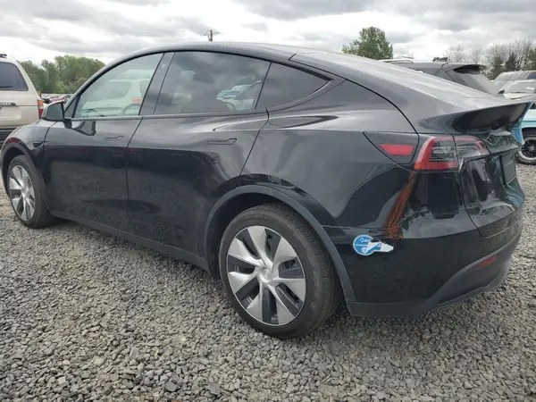 5YJYGDEE2MF243763 2021 TESLA MODEL Y - Image 2