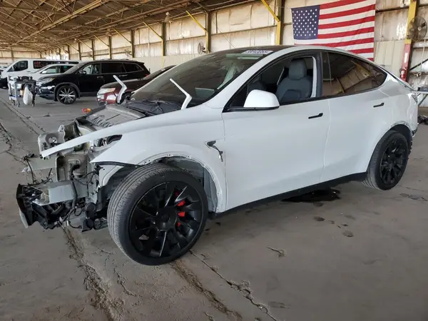 5YJYGDEE2MF243858 2021 TESLA MODEL Y - Image 1