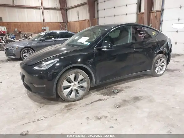 5YJYGDEE2MF244461 2021 TESLA MODEL Y - Image 2