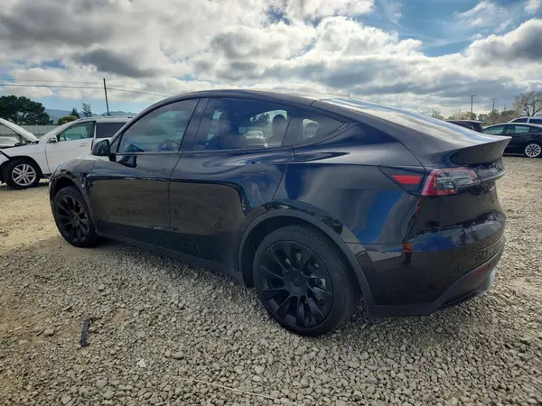 5YJYGDEE2MF253273 2021 TESLA MODEL Y - Image 2