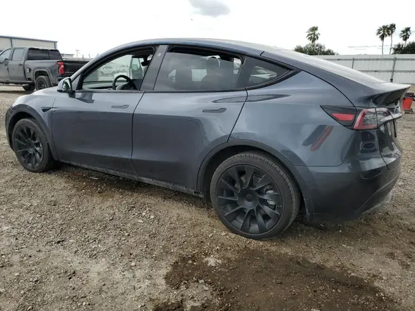 5YJYGDEE2MF253676 2021 TESLA MODEL Y - Image 2