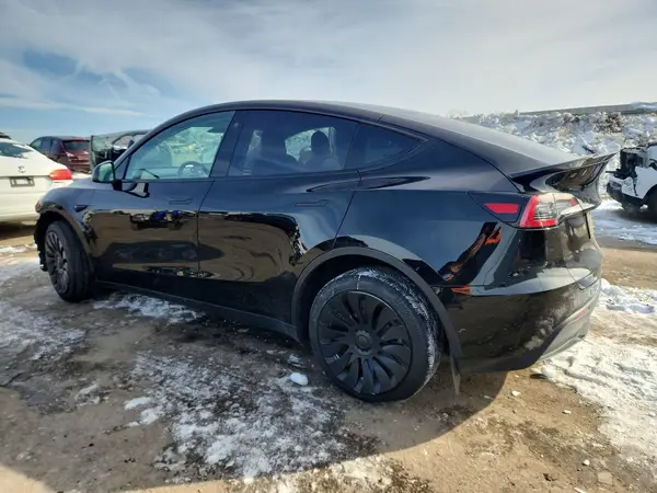 5YJYGDEE2MF253726 2021 TESLA MODEL Y - Image 2