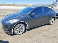 5YJYGDEE2MF256996 2021 TESLA MODEL Y