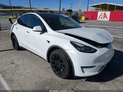 5YJYGDEE2MF274608 2021 TESLA MODEL Y