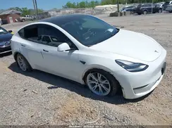 5YJYGDEE2MF280876 2021 TESLA MODEL Y