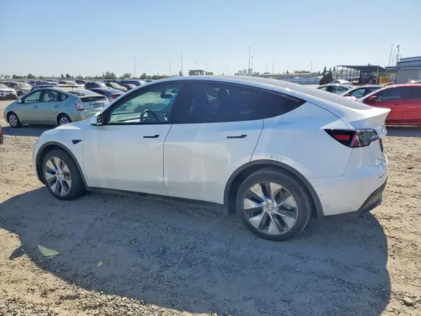 5YJYGDEE2MF284362 2021 TESLA MODEL Y - Image 2