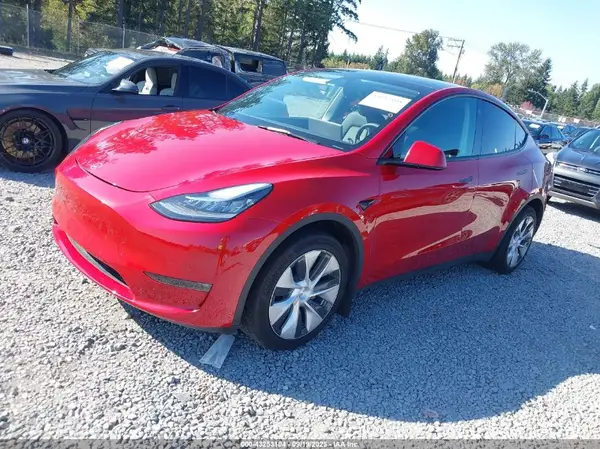 5YJYGDEE2MF287066 2021 TESLA MODEL Y - Image 2