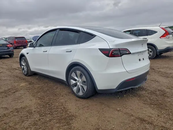 5YJYGDEE2MF294423 2021 TESLA MODEL Y - Image 2